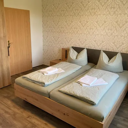 Appartments Zur Schlosswache Delitzsch Buitenkant foto